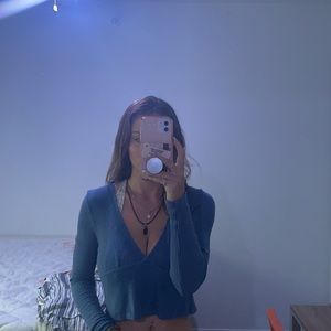 Blue long sleeve cropped top